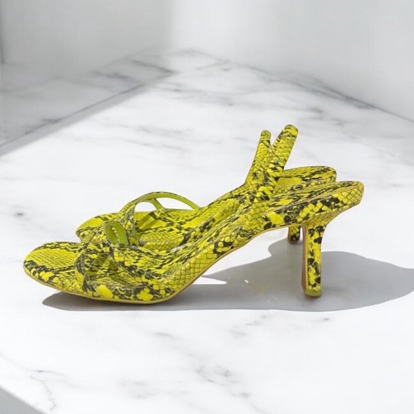 ZARA Size EU36 Yellow color snake pattern. - Picture 6 of 6